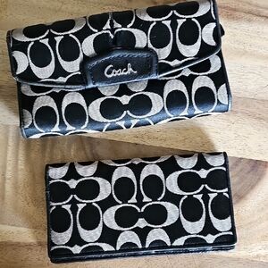 Coach Black and Cream Signature Wallets